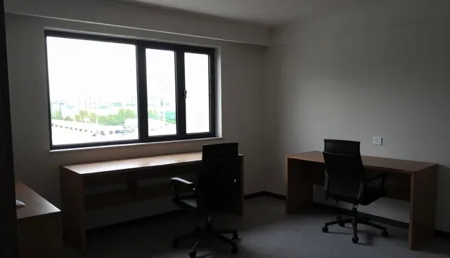 包装配送在不同环境下的性能表现与适用条件分析